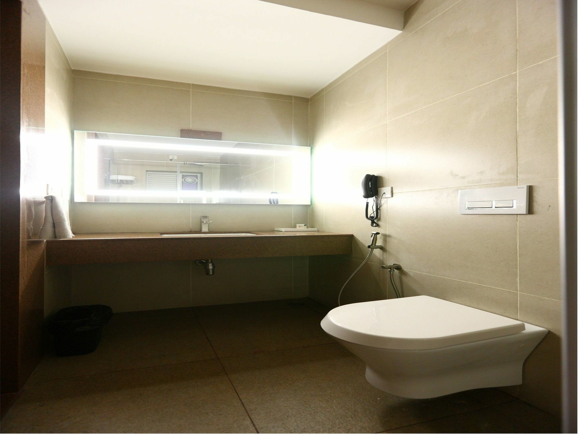 Fabhotel Prime Adore Residency Hotel 2*