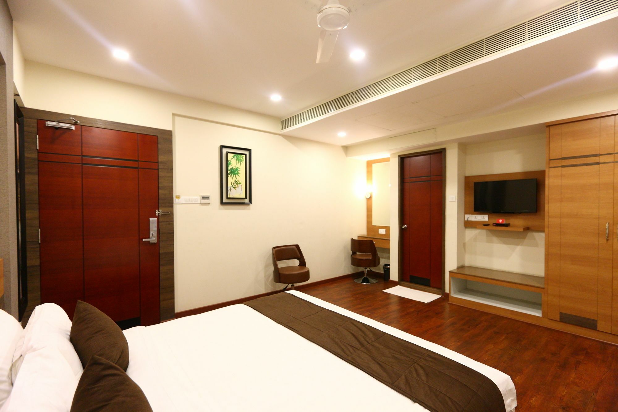 Fabhotel Prime Adore Residency Hotel Chennai